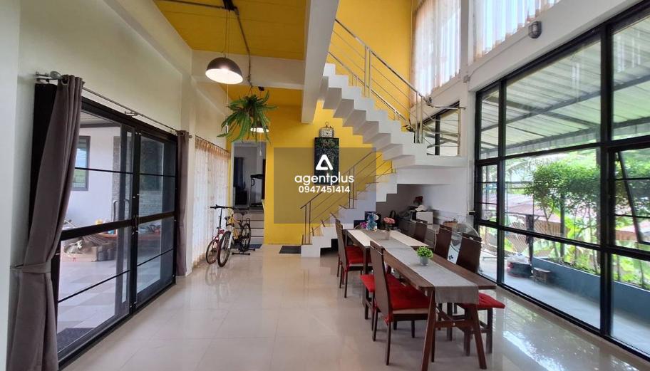 ขาย บ้านสวยหลังใหญ่พร้อมอยู่อาศัย รวมที่ดินขนาด 1 ไร่ ติดถนนใหญ่ ใกล้เขาใหญ่-วังน้ำเขียว