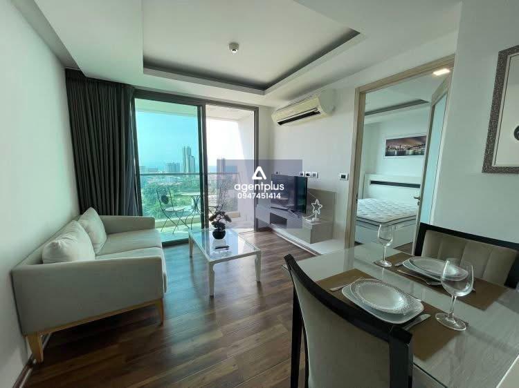 ขายพร้อมผู้เช่า คอนโด Peak Tower วิวทะเล