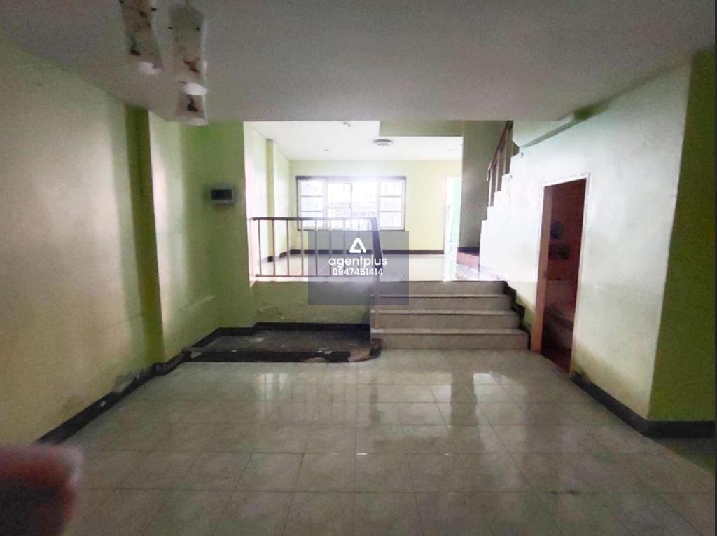 ขายทาวน์เฮ้าส์ 3 ชั้น บางแค ฟังก์ชัน 4 นอน พื้นที่ใช้สอย 179 ตร.ม.