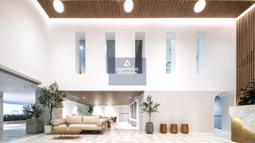 ออฟฟิศสำหรับคนรุ่นใหม่ เฟอร์ครบพร้อมเข้าอยู่ ใกล้BTSเอกมัย แม่บ้านทำความสะอาดห้อง มีที่จอดรถ