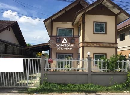 บ้านเดี่ยว 2 ชั้น ทำเลดี จากทางคู่ขนานมอเตอร์เวย์ ชลบุรี-พัทยา (ทล.7) แยกเข้าถนนชุมชนหนองปรือ แยกเข้าถนนชุมชนหนองปรือ ซอย 5 การเดินทางสะดวก บริเวณโดยรอบเป็นแหล่งชุมชน สาธารณูปโภคพร้อม