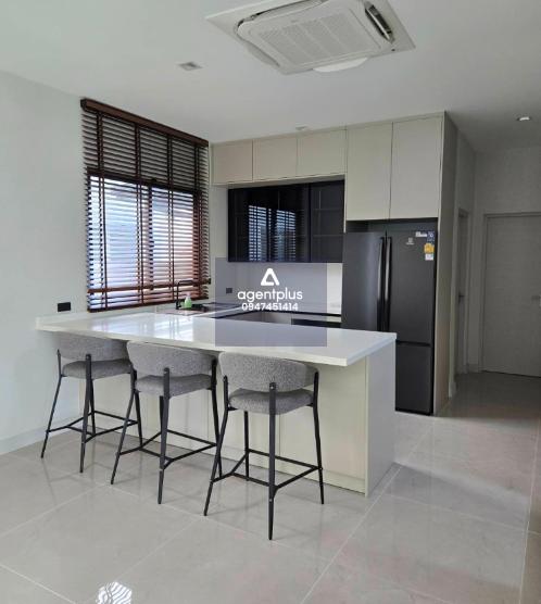 ให้เช่า บ้านเดี่ยวหลังใหญ่ บางกอก บูเลอวาร์ด บางนา กม.5 ตกแต่งเฟอร์นิเจอร์ครบ