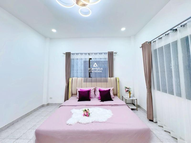 ขาย บ้านเดี่ยวเพิ่งรีโนเวทใหม่ 2 ห้องนอน 2 ห้องน้ำ เนินพลับหวาน พัทยา 