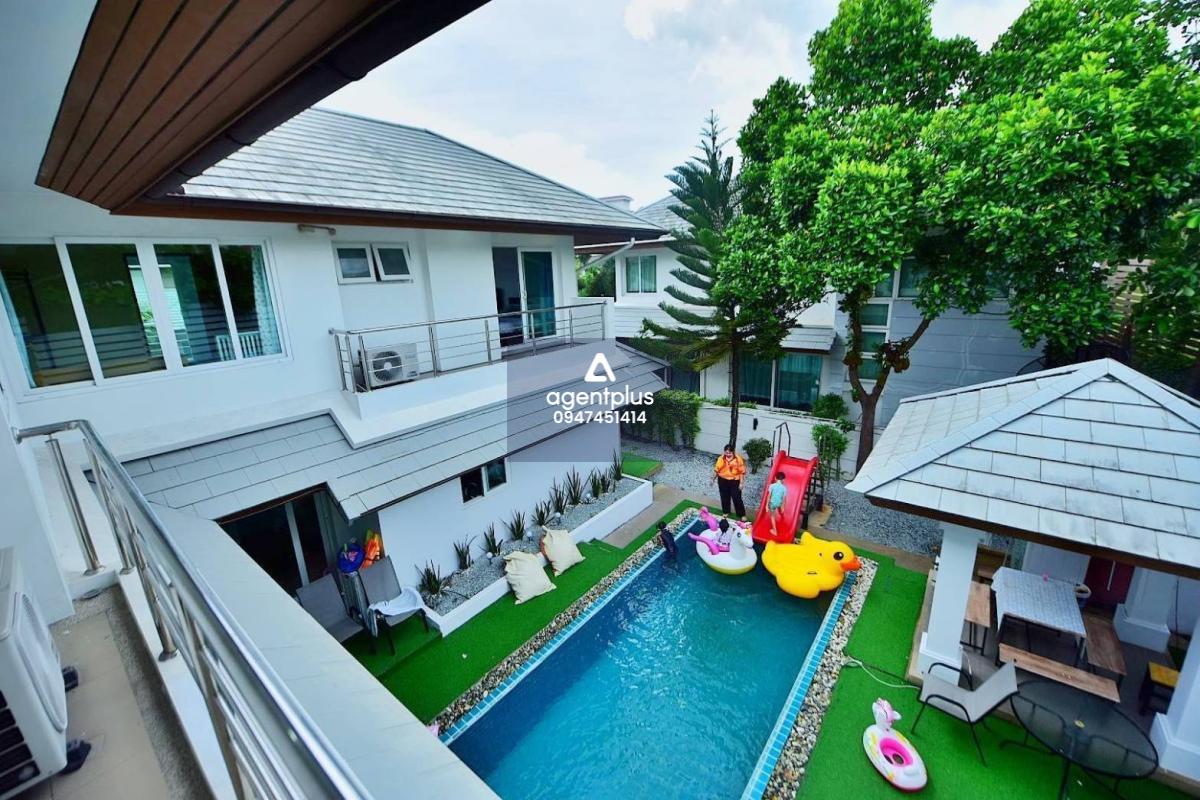 *พูลวิล่าให้เช่า ทำธุรกิจรายวันได้ 4 ห้องนอน 5 ห้องน้ำ รับสัตว์เลี้ยง  สามารถเดินลงชายหาดได้  โซนแหลมฉบัง ใกล้ถนนสุขุมวิท และ มอเตอร์เวย์ สาย 36 