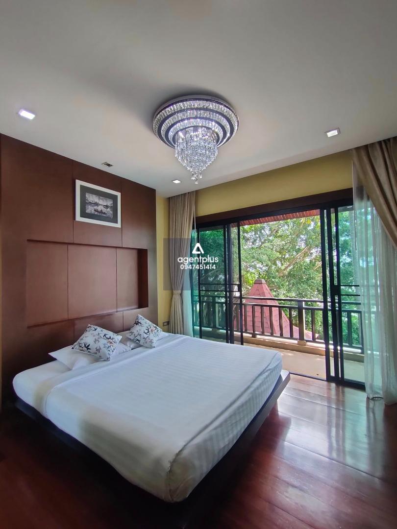 * ขายบ้านพูลวิลล่า ติดทะเล เดินลงทะเลได้เลย ราคาพิเศษ เมืองพัทยา