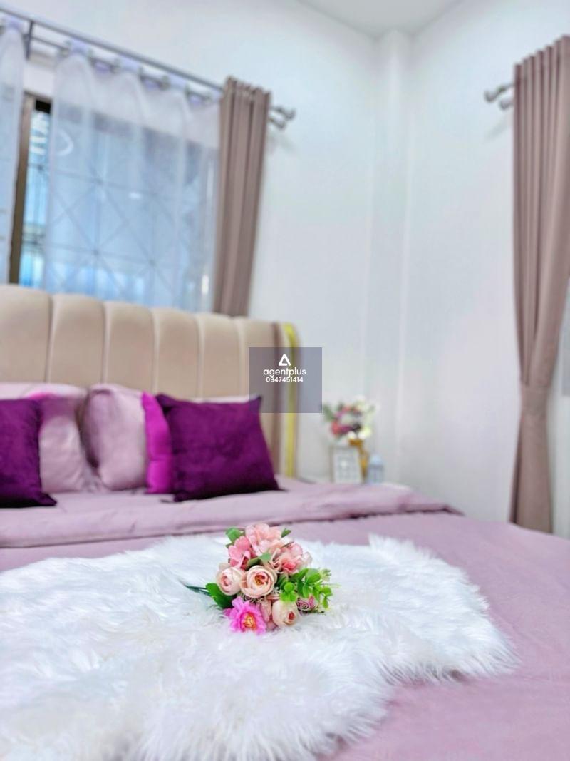 ขาย บ้านเดี่ยวเพิ่งรีโนเวทใหม่ 2 ห้องนอน 2 ห้องน้ำ เนินพลับหวาน พัทยา 
