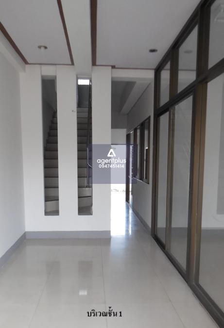 ทาวน์เฮ้าส์ 2 ชั้น จำนวน 1 คูหา ทำเลดี โครงการพัฒนฉัตรวิลล์ เมืองระยอง