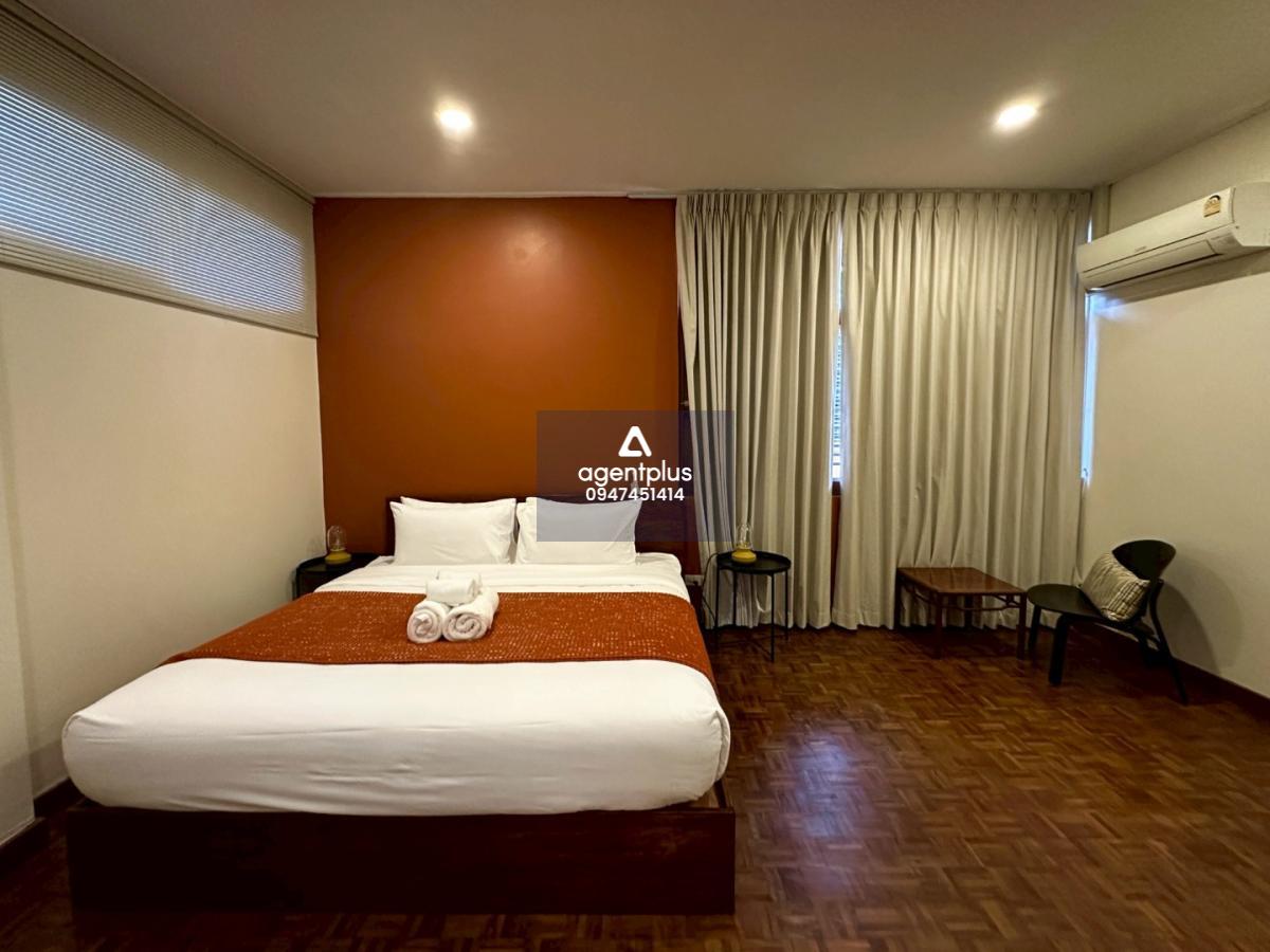 ให้เช่า อพาร์ทเม้นท์ 2 ห้องนอน 95 ตร.ม. @B8 The Escape ใจกลางทองหล่อ