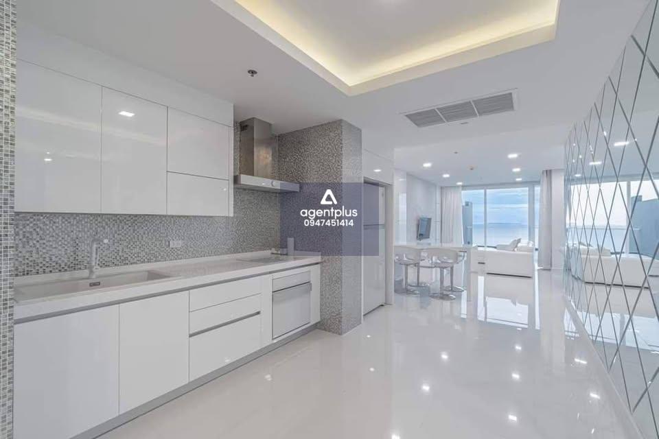 *ขายเพนเฮาส์ห้องใหม่ เดลมาเร่ บางเสร่ บีชฟรอนท์ พัทยา