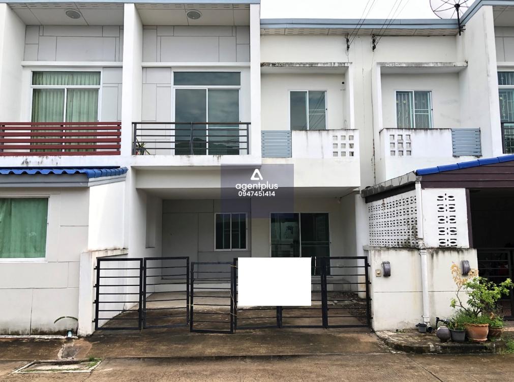 ทาวน์เฮ้าส์ 2 ชั้น การคมนาคมสะดวก สาธารณูปโภคครบครัน ถนนซากค้อ-หนองขาม โครงการเดอะทรี อัสสัมชัญ-หนองยายบู่ ศรีราชา