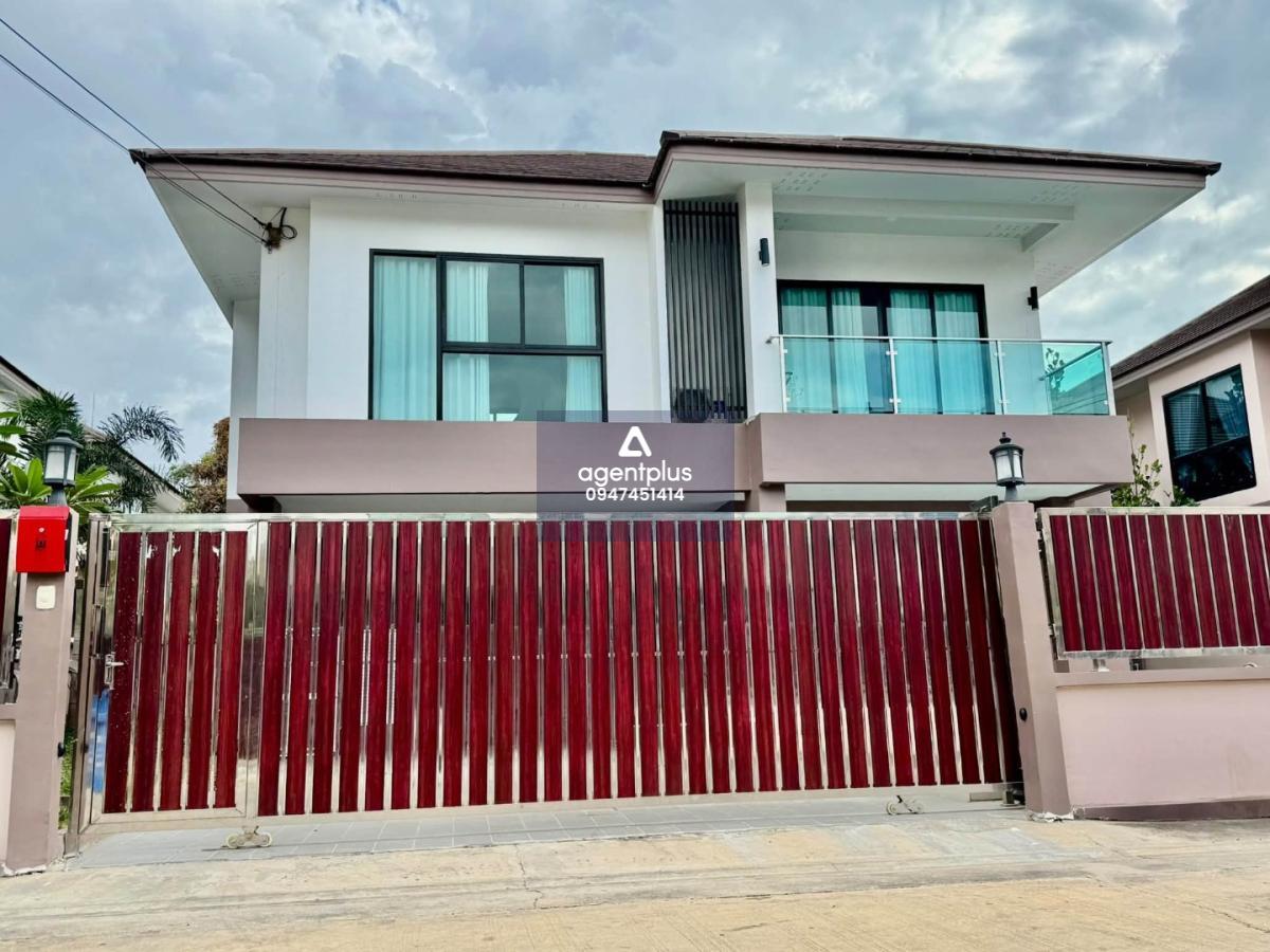 ให้เช่าพูลวิลล่า 4 ห้องนอน ห้วยใหญ่ พัทยา  ครัวขนาดใหญ่ เลี้ยงสัตว์ได้ พร้อมสระส่วนตัว