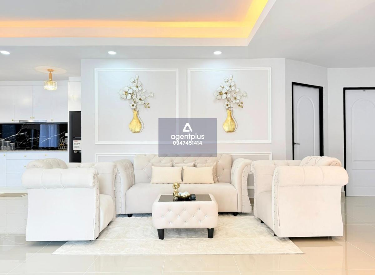 ขาย บ้านเดี่ยว ทำเลดี ใกล้ถนนหลัก เข้า-ออกสะดวก พร้อมอยู่ทันที