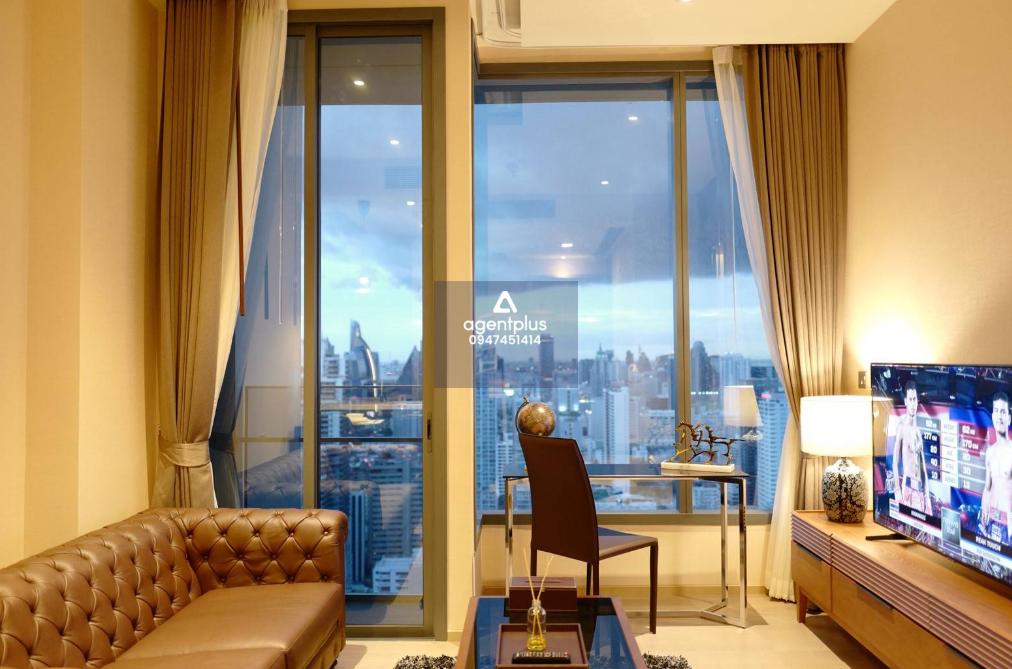 คอนโดพร้อมอยู่ ดิ เอส อโศก ใจกลางสุขุมวิท ใกล้ BTS อโศก และ MRT สุขุมวิท