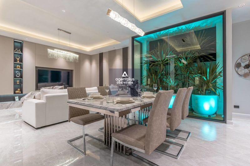 ขายบ้านพร้อมสระว่ายน้ำตกแต่งหรูสไตล์โมเดิร์น ใกล้หาดจอมเทียน พัทยา