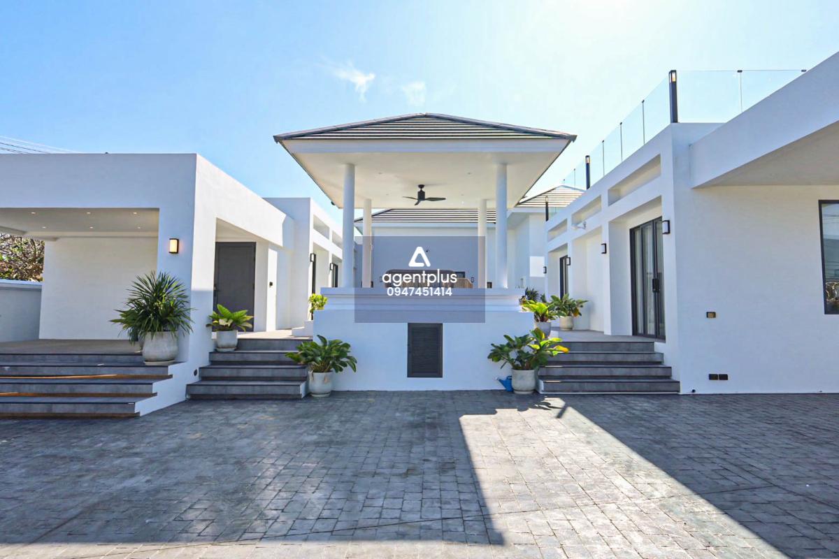 บ้านเดี่ยวหรูสไตล์โมเดิร์นพร้อมสระว่ายน้ำ พร้อมเข้าอยู่ทันที โครงการ พาราไดซ์ วิลเลจ พัทยา