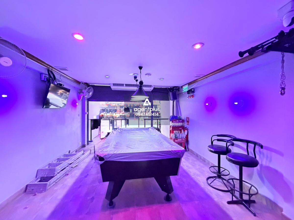 ให้เช่า!! อาคารพานิชย์ 4 ชั้น รีโนเวทใหม่ ชั้นล่างแต่งครบสไตล์บาร์โมเดิร์น✨ พร้อมดำเนินกิจการได้ทันที