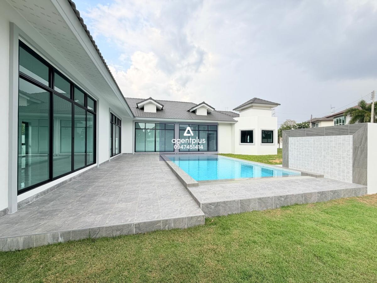 บ้านเดี่ยว 3ห้องนอน 4 ที่จอดรถ บ้านชั้นเดียว บ้านสร้างใหม่ ที่ดินใหญ่ 220 ตรว. พร้อมสระว่ายน้ำส่วนตัว