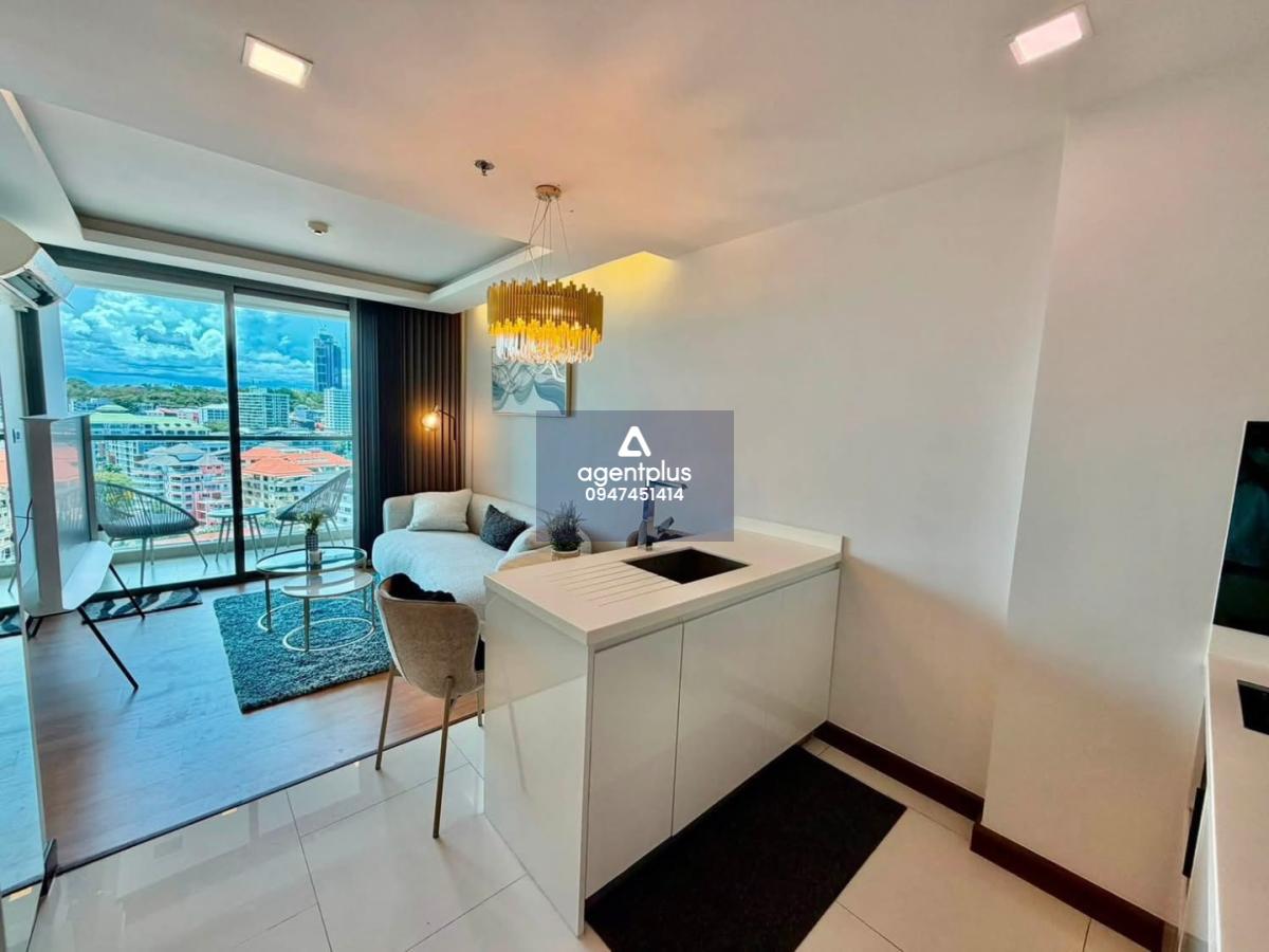 ให้เช่าคอนโด The Peak Towers เกษตรสินพัทยา ชั้นสูงวิวเมือง