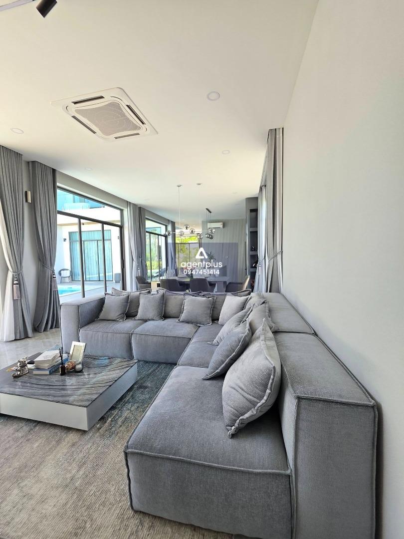 พูลวิลล่าหรู โมเดิลลักซูรี่ 2 ชั้น – Sugar Palm Pool Villa ห้วยใหญ่