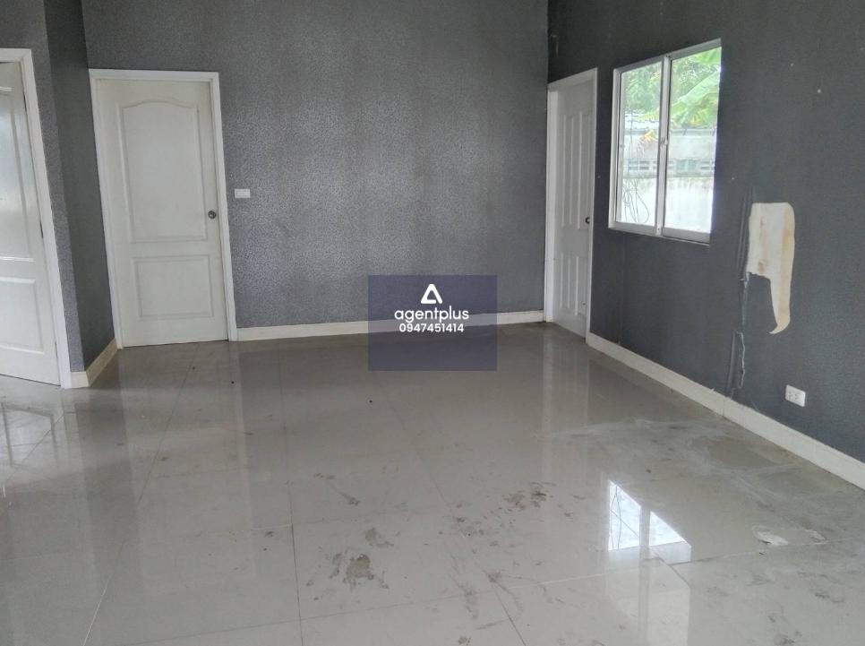 บ้านเดี่ยว โครงการไลโอนอฟ ปลวกแดง ซอย 22 หมู่ที่ 4 ถนนสายปลวกแดง - ห้วยปราบ ทำเลดีใกล้ถนนหมายเลข 3191 (มาบตาพุด-อ่างเก็บน้ำหนองปลาไหล)