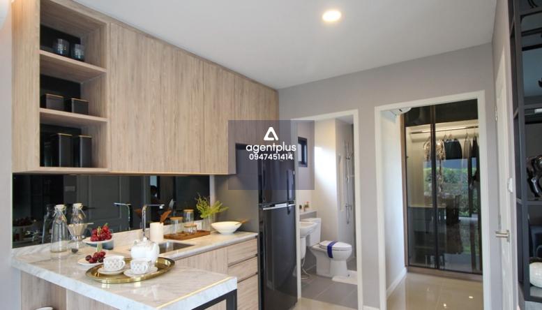 ขายบ้านแฝด ลุมพินี ทาวน์วิลล์ ลาดกระบัง - สุวรรณภูมิ บ้านพร้อมอยู่ สภาพดี ฟังก์ชันครบทำเลดี เดินทางสะดวก ใกล้สนามบินสุวรรณภูมิ