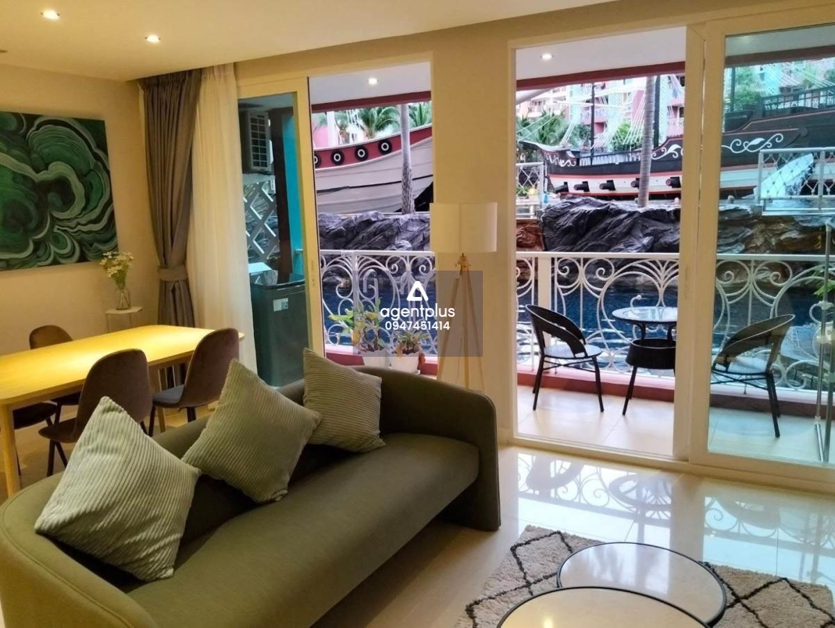 ให้เช่าคอนโด2ห้องนอน Grand Caribien พระตำหนัก วิวสระ เฟอร์ครบ