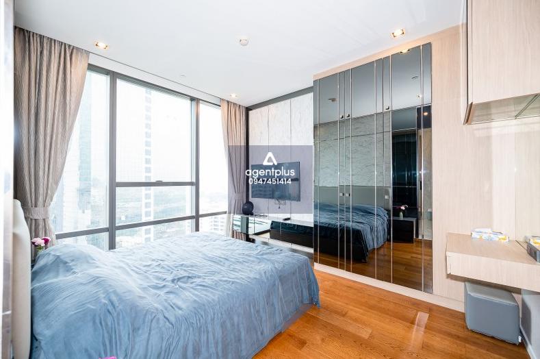 ขายคอนโดหรู เดอะ แบงค็อค สาทร  พร้อมอยู่ ทำเลดีใจกลางเมือง