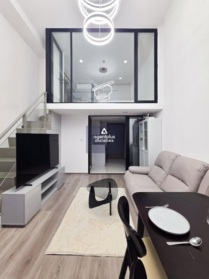 ให้เช่าคอนโด Duplex 1 ห้องนอน พระโขนง ชั้นสูง วิวโค้งแม่น้ำ ห้องใหม่ เฟอร์นิเจอร์ครบ พร้อมเข้าอยู่