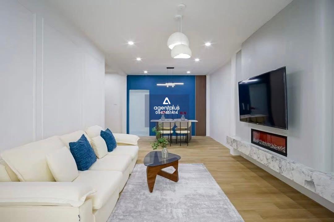 ขาย ทาวน์เฮ้าส์ 2 ชั้น รีโนเวทใหม่ ฝั่งทะเลพัทยา