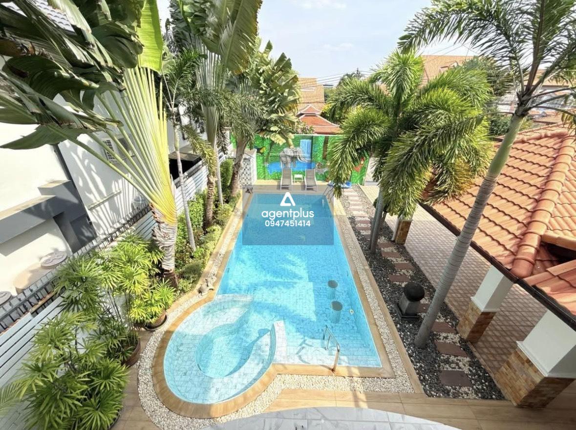 ขายพูลวิลล่าหรู 3ห้องนอน ใจกลางพัทยา ห่าง Walking Street เพียง 5 นาที