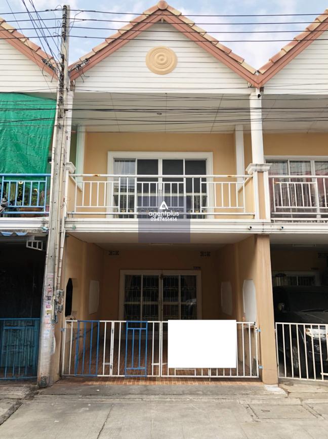ทาวน์เฮ้าส์ 2 ชั้น จากถนนศุขประยูร (ทล.315) แยกเข้าถนนมิตรภาพ (ชบ.3057) ประมาณ 700 เมตร อีสแลนด์ แอนด์ เฮ้าส์ การคมนาคมสะดวก สาธารณูปโภคครบครัน ใกล้แหล่งชุมชน