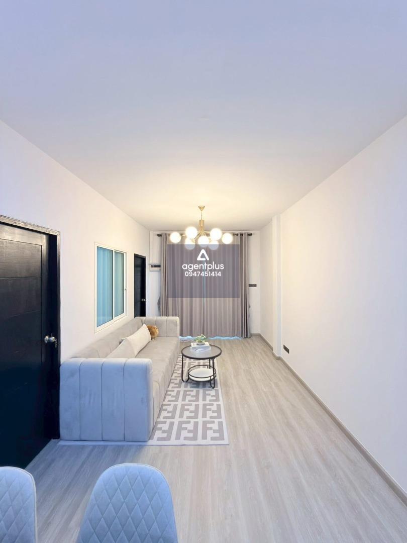 ขายบ้านรีโนเวทสไตล์โมเดิร์น 2ห้องนอน สยามคันทรีคลับ พัทยา