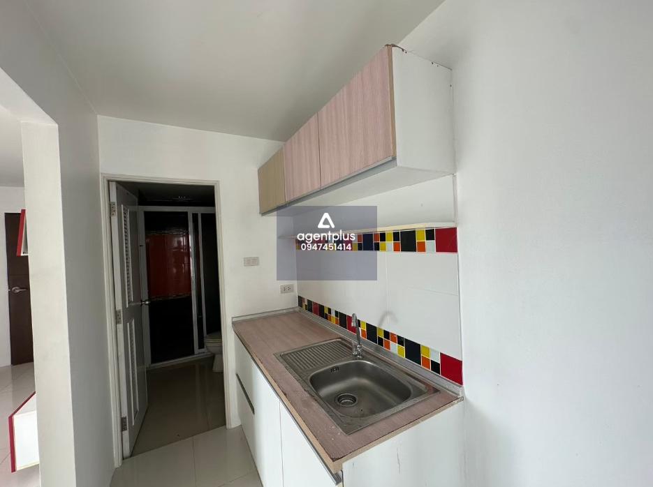 คอนโดมิเนียม โครงการเดอะ ฮัก บางแสน บนถนนบางแสนสาย 3