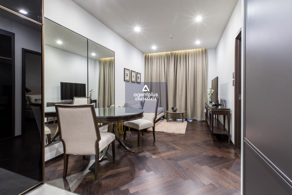 คอนโดลักชัวรี เดอะ โมนูเมนต์ สนามเป้า  ใจกลางพญาไท วิวเมืองสุดหรู ใกล้ BTS สนามเป้า