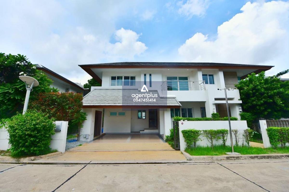 *พูลวิล่าให้เช่า ทำธุรกิจรายวันได้ 4 ห้องนอน 5 ห้องน้ำ รับสัตว์เลี้ยง  สามารถเดินลงชายหาดได้  โซนแหลมฉบัง ใกล้ถนนสุขุมวิท และ มอเตอร์เวย์ สาย 36 