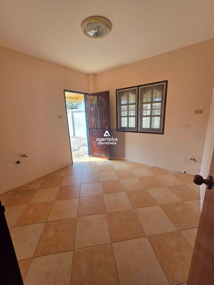 ขายบ้านด่วนหลุดจอง เงียบสงบ ใกล้ร้านคาเฟ่ โป่ง ชลบุรี