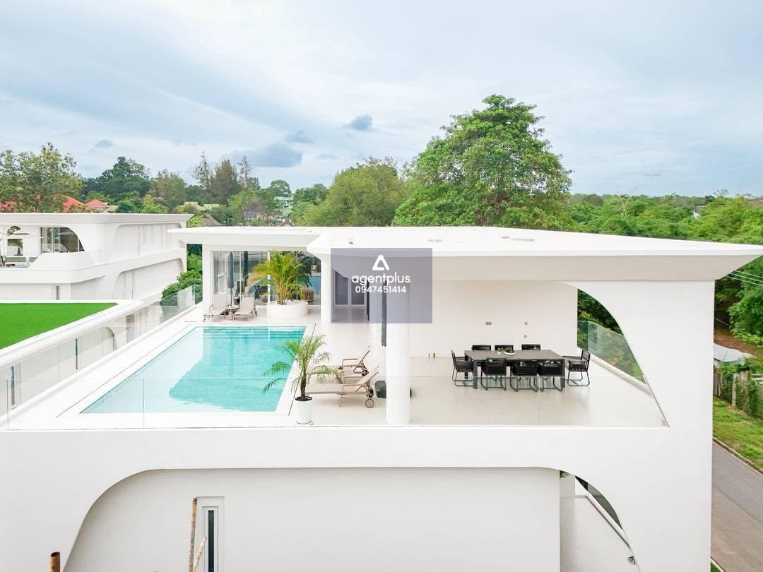🏠 ขายพูลวิลล่าหรู พัทยา ติดสนามกอล์ฟฟีนิกซ์ ใกล้จอมเทียน