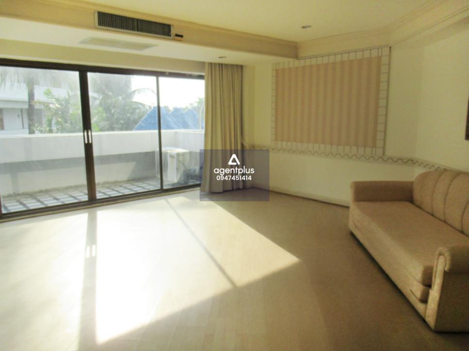 อันดามัน บีช คอนโดมิเนียม ภูเก็ต ทำเลป่าตอง การเดินทางสะดวก ห่างจากหาดป่าตองเพียง 400 เมตร รายล้อมด้วยสิ่งอำนวยความสะดวก