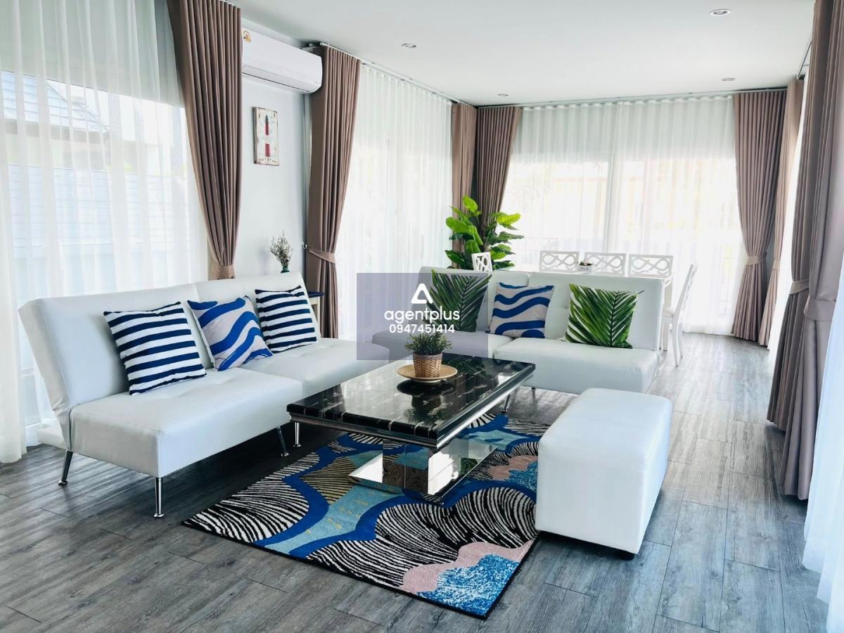 ขายพูลวิลล่าหรู รีโนเวทใหม่ – Sea Breeze Villa Pattaya (ติดทะเล)