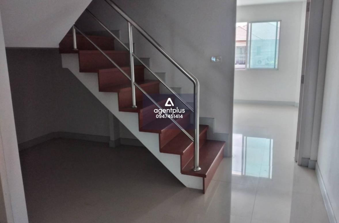 ขายอาคารพาณิชย์เปล่า 3 ชั้นหมู่บ้านเอกวิน 5(หนองจอก)