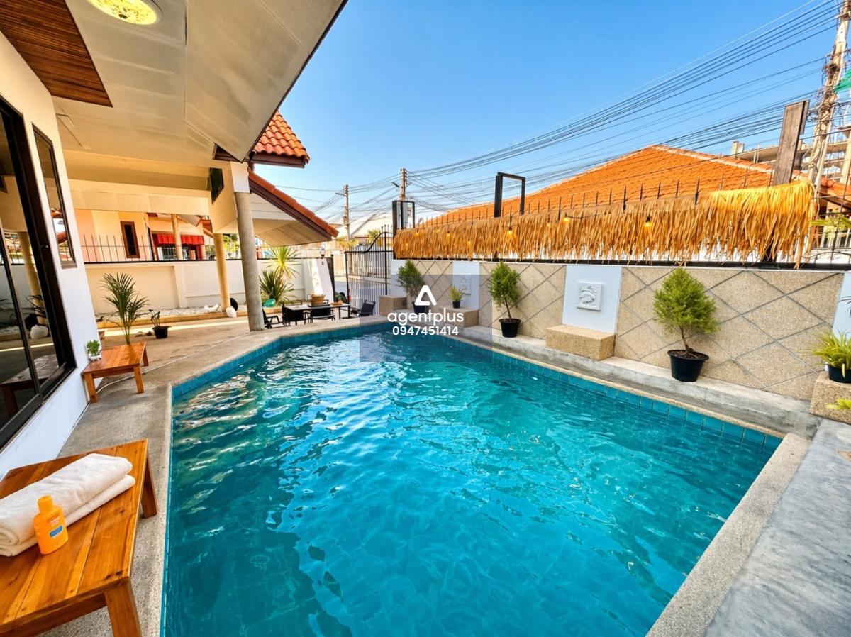  พูลวิลล่าให้เช่า – หมู่บ้านเอกมลวิลเลจ พัทยา ห่างจากหาดจอมเทียนเพียง 900 เมตร