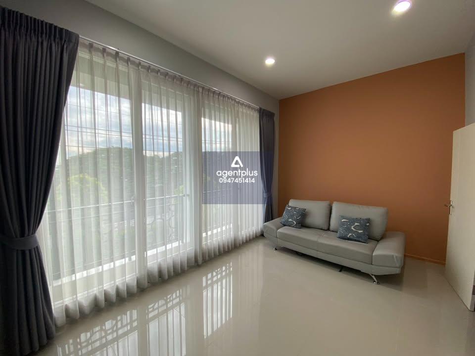 ขาย/ให้เช่าทาวน์โฮม 3 ห้องนอน พระราม 9 ใกล้ ARL หัวหมาก และมอเตอร์เวย์