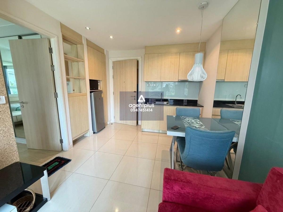 ให้เช่าคอนโด Grand Caribbien พระตำหนัก วิวสระ เฟอร์ครบ