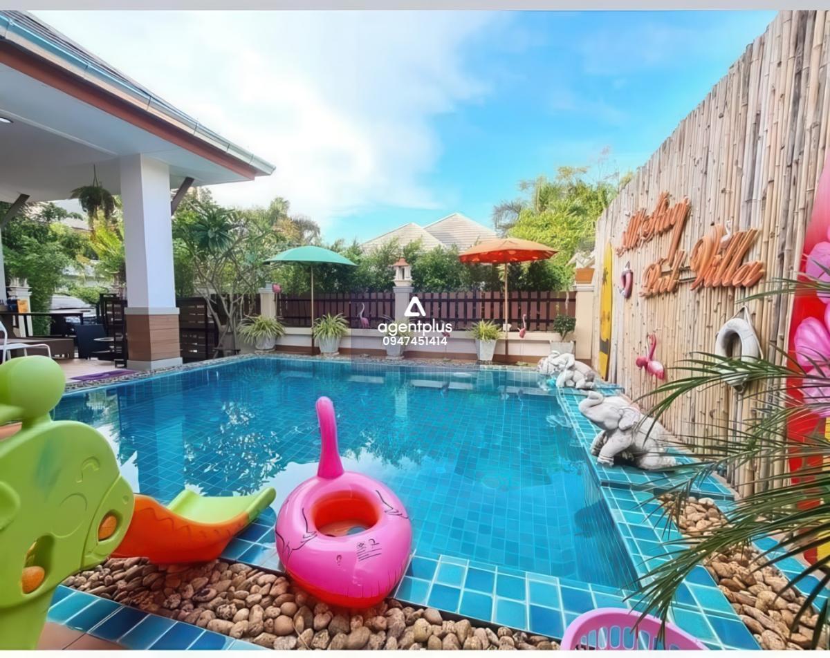 บ้านพูลวิลล่าสวยในโครงการ ราคาพิเศษ  Baan Dusit Pattaya View