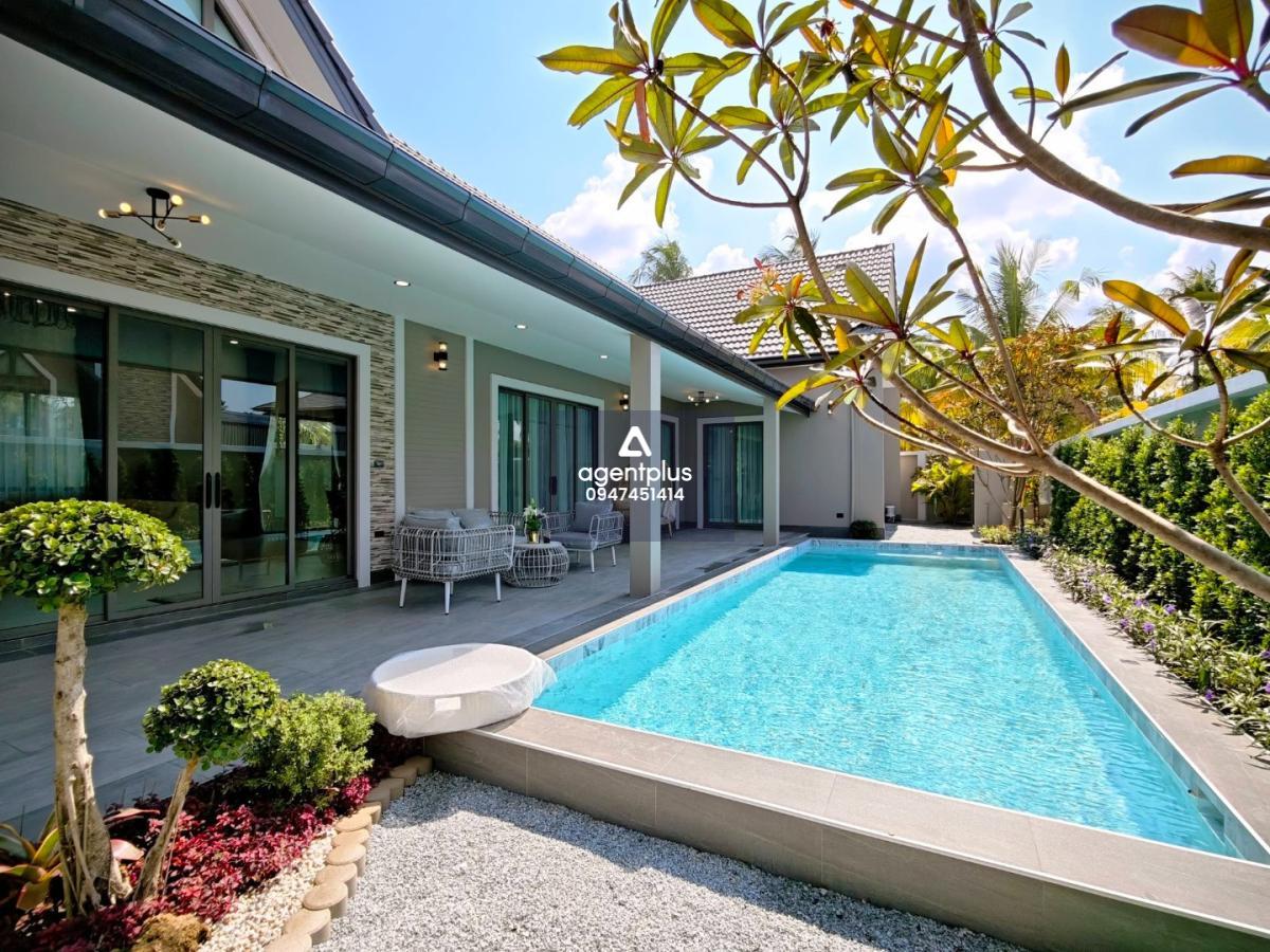 ขายบ้านเดี่ยว พร้อมสระว่ายน้ำส่วนตัว พื้นที่กว้างขวาง อยู่สบาย ฟังก์ชันครบ พร้อมเข้าอยู่ พัทยา