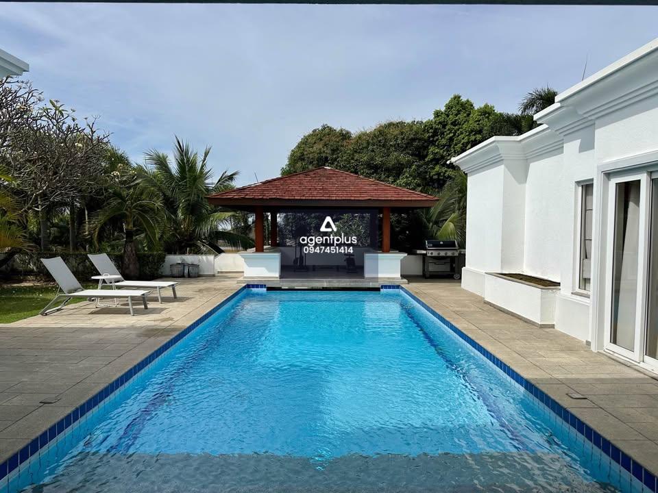 ขายพูลวิลล่าหรู ในโครงการ สยาม รอยัล วิว พัทยา ให้ความเป็นส่วนตัวสูง รายล้อมด้วยพื้นที่สีเขียว