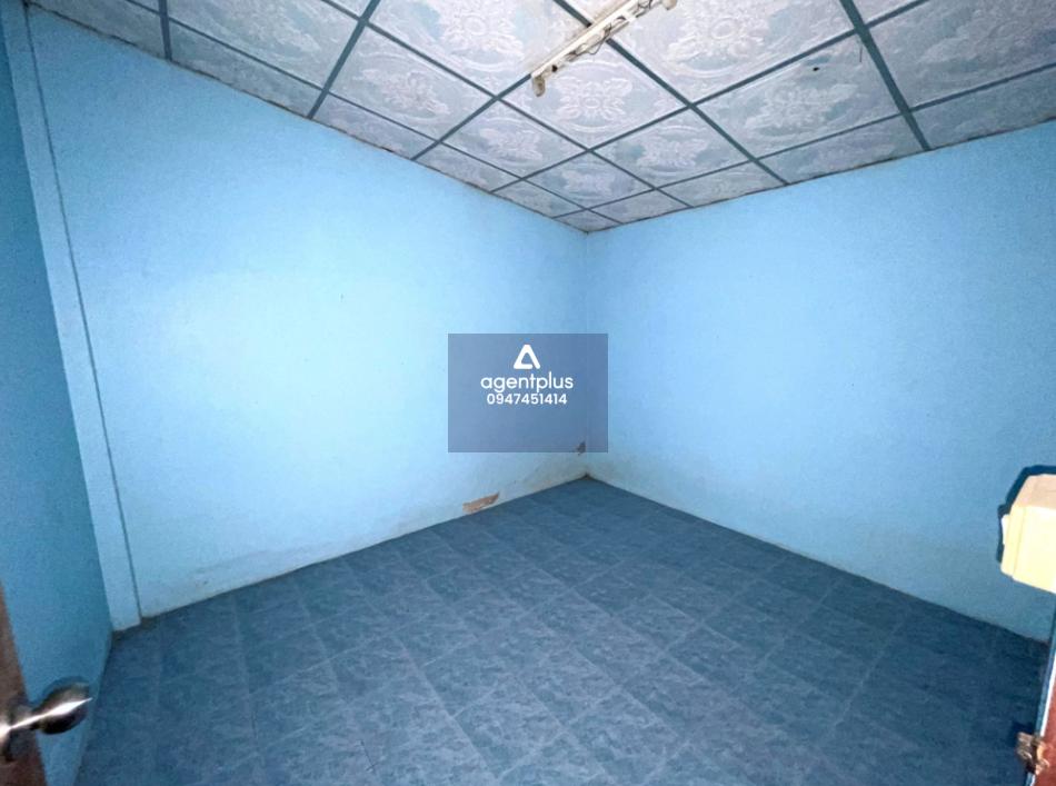 อาคารพาณิชย์ โครงการมาลัยทองวิลล่า 2 ชลบุรี ใกล้แหล่งชุมชน การคมนาคมสะดวก เหมาะสำหรับอยู่อาศัยและประกอบธุรกิจขนาดเล็ก รายล้อมด้วยสิ่งอำนวยความสะดวกครบครัน