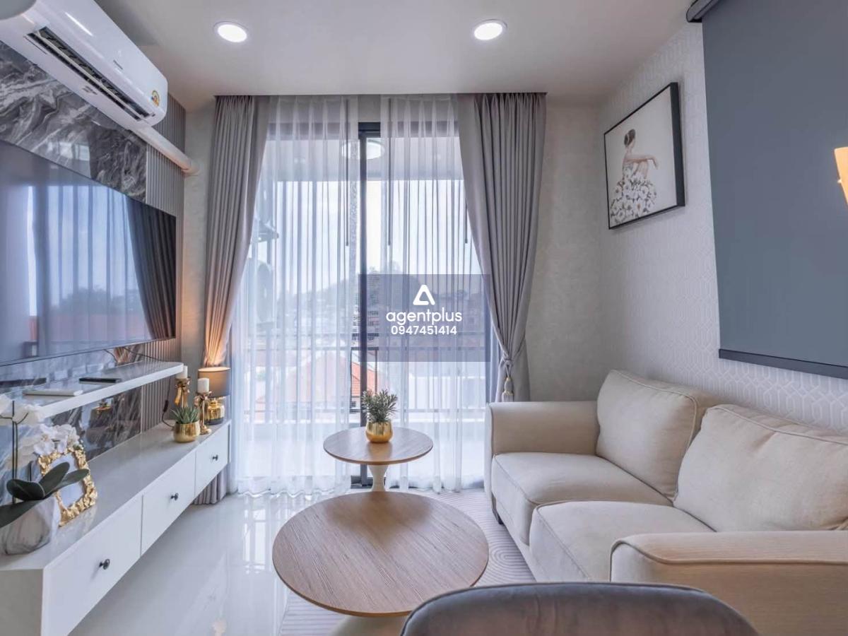  ขายคอนโด 1 ห้องนอน เขาน้อย พัทยา ห้องมุม เฟอร์ใหม่ทั้งห้อง พร้อมโควต้าไทย ต่างชาติ