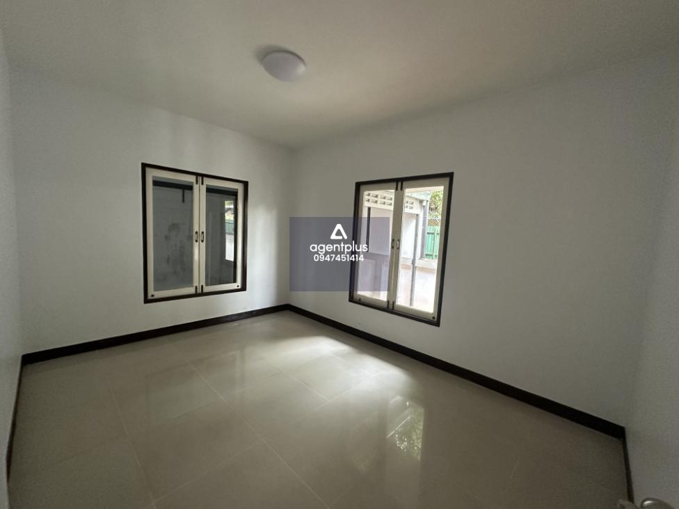 บ้านเดี่ยวชั้นเดียว การคมนาคมสะดวก สาธารณูปโภคครบครัน ใกล้แหล่งชุมชน ถนนรวมมิตร-ภูดร โครงการสุรัตน์ฟอร์เรสต์ บ้านฉาง ปรับปรุงใหม่