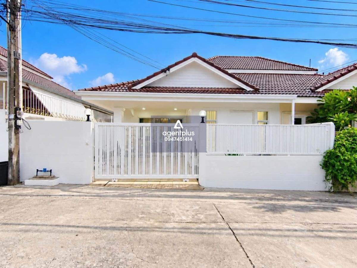 ขายบ้าน 2 ห้องนอน ซอยเขาน้อย พัทยา เฟอร์นิเจอร์ครบ พร้อมเข้าอยู่ ใกล้เดอะชิลล์